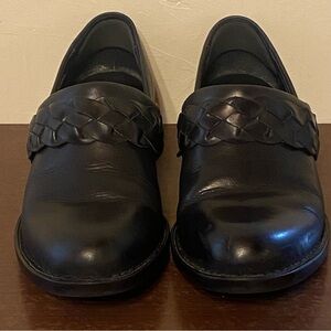 Born Clogs Booties /Ankle Shoes Womens Size 6.5 Black Leather